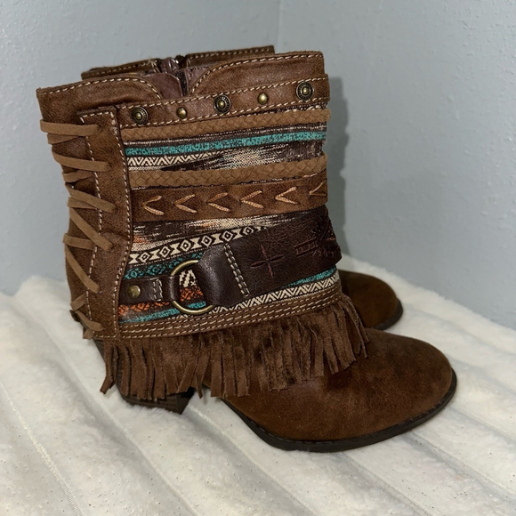 JellyPop Addison Fringe Pow Wow Cowboy Ankle Boots Bootie Women’s Sz 6.5 Aztec - Picture 12 of 14